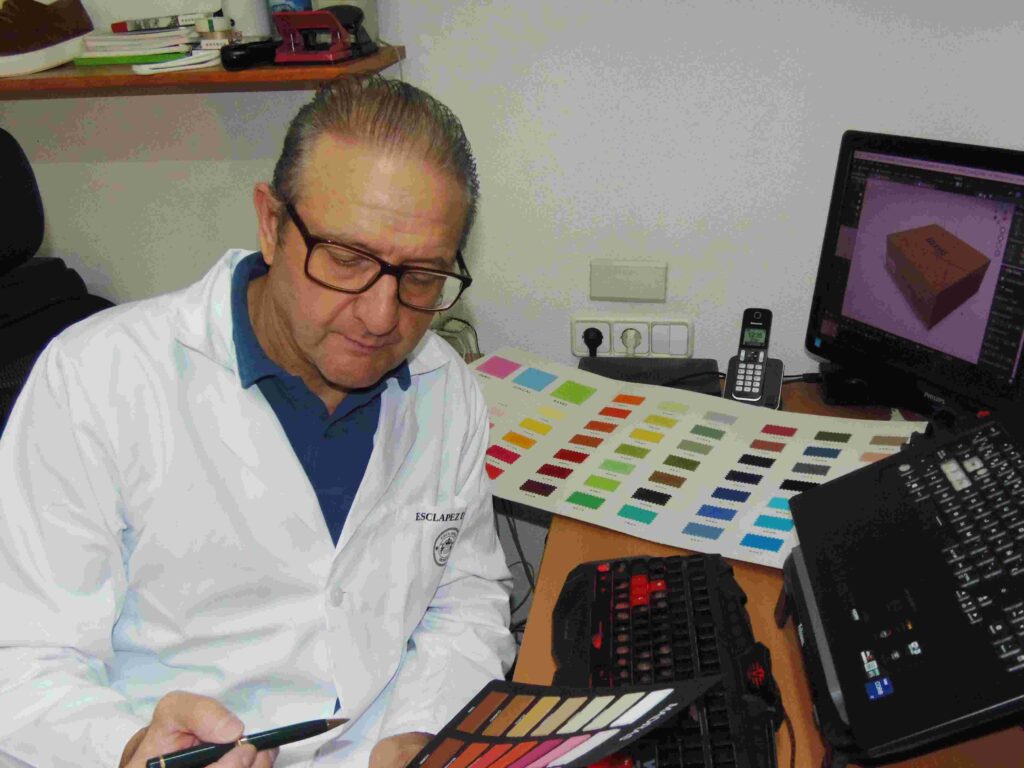 joseluis-seleccionando-materias-developed-by-esclapezdesign